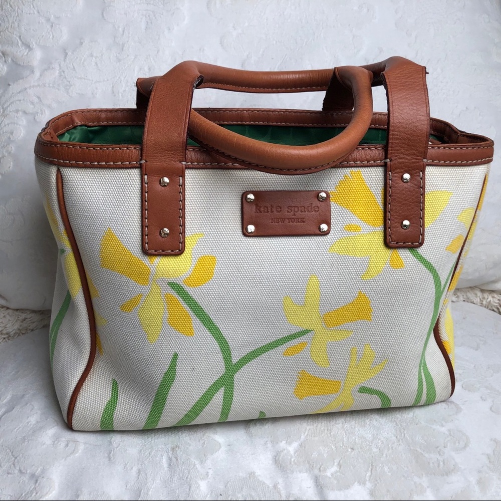 VINTAGE daffodil canvas kate spade bag